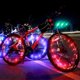 thumbnail image 3 of FeelGlad - Luz LED para rueda de bicicleta, 2 tiras de luces de bicicleta brillantes e impermeables, decoración de bicicleta recargable por USB para bicicletas de niños adultos (color, 2 modos) Zhivalor FLD-4203, 3 of 3