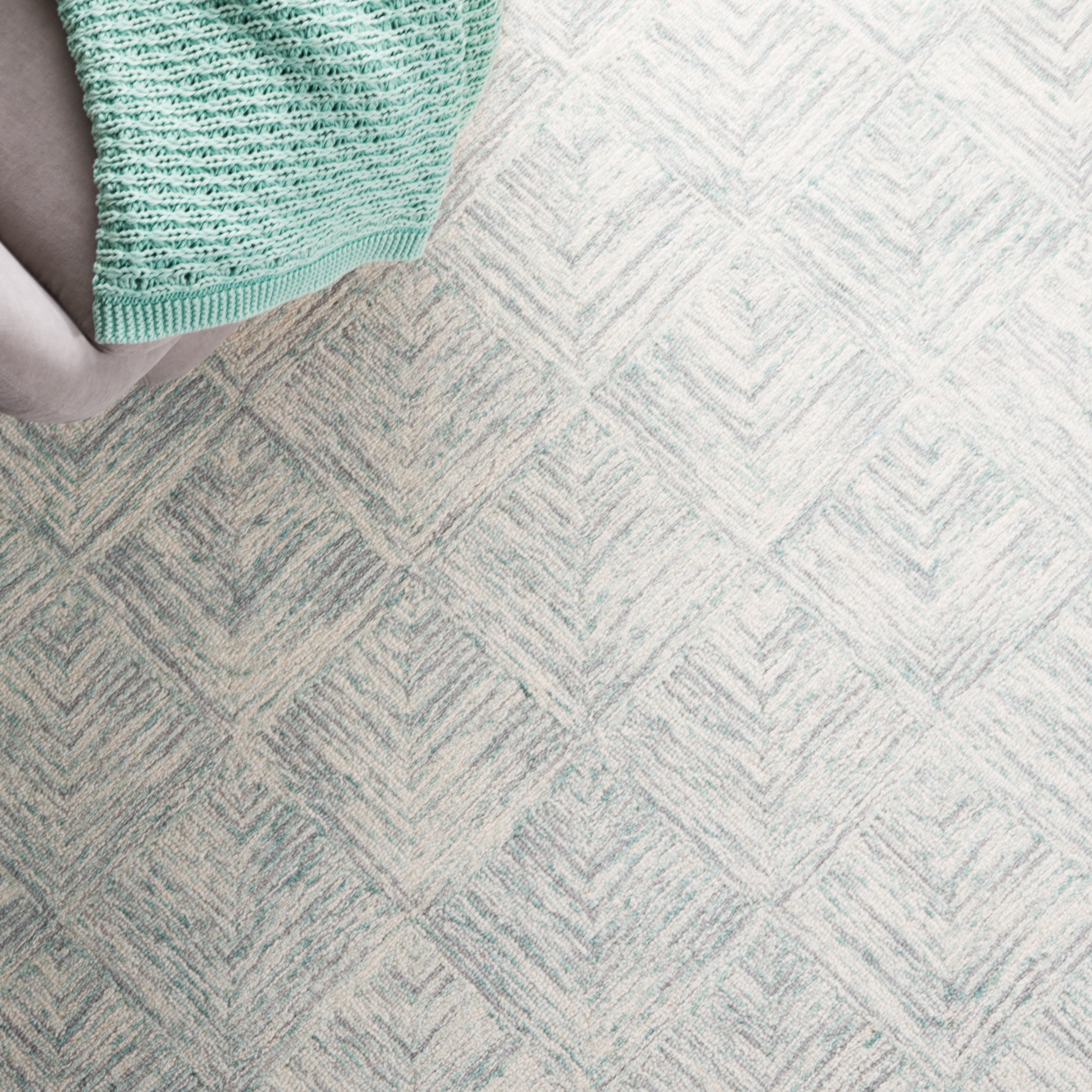 SAFAVIEH Abstract Trent Geometric Area Rug, Gray/Turquoise, 3' x 5'