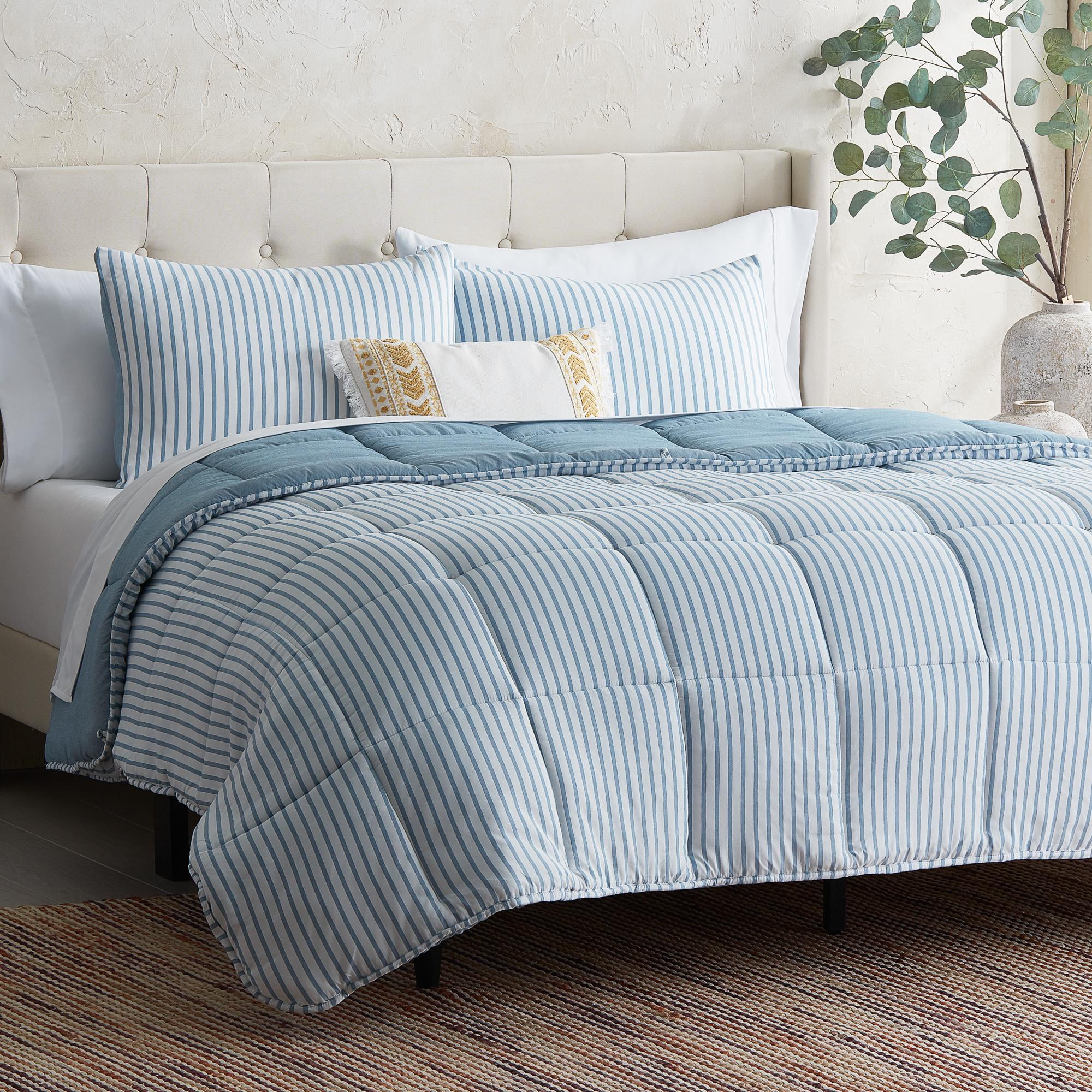 Rest Haven Reversible Hypoallergenic Chambray 3 Piece Comforter Set, Oversized King, Blue