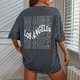 thumbnail image 2 of Camiseta gráfica con hombros caídos para mujer: camiseta informal con estampado de letras novedoso, corte holgado y múltiples tallas., 2 of 5