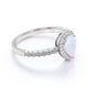 thumbnail image 4 of JeenMata Anillo de Compromiso Curvo Exclusivo con Ópalo en Forma de Pera y Moissanita de 1,75 Uds en Oro Blanco de 18 K sobre Plata, 4 of 6