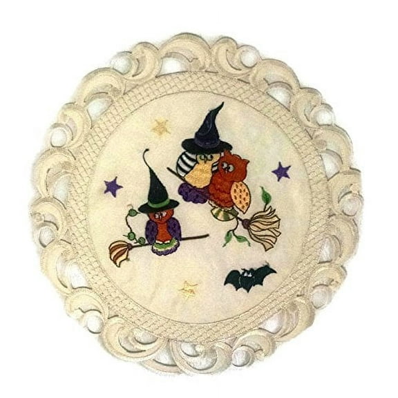 Doily Boutique Halloween Round Doily with Owls and Witch Hats on Ivory Fabric, Size 11 inches