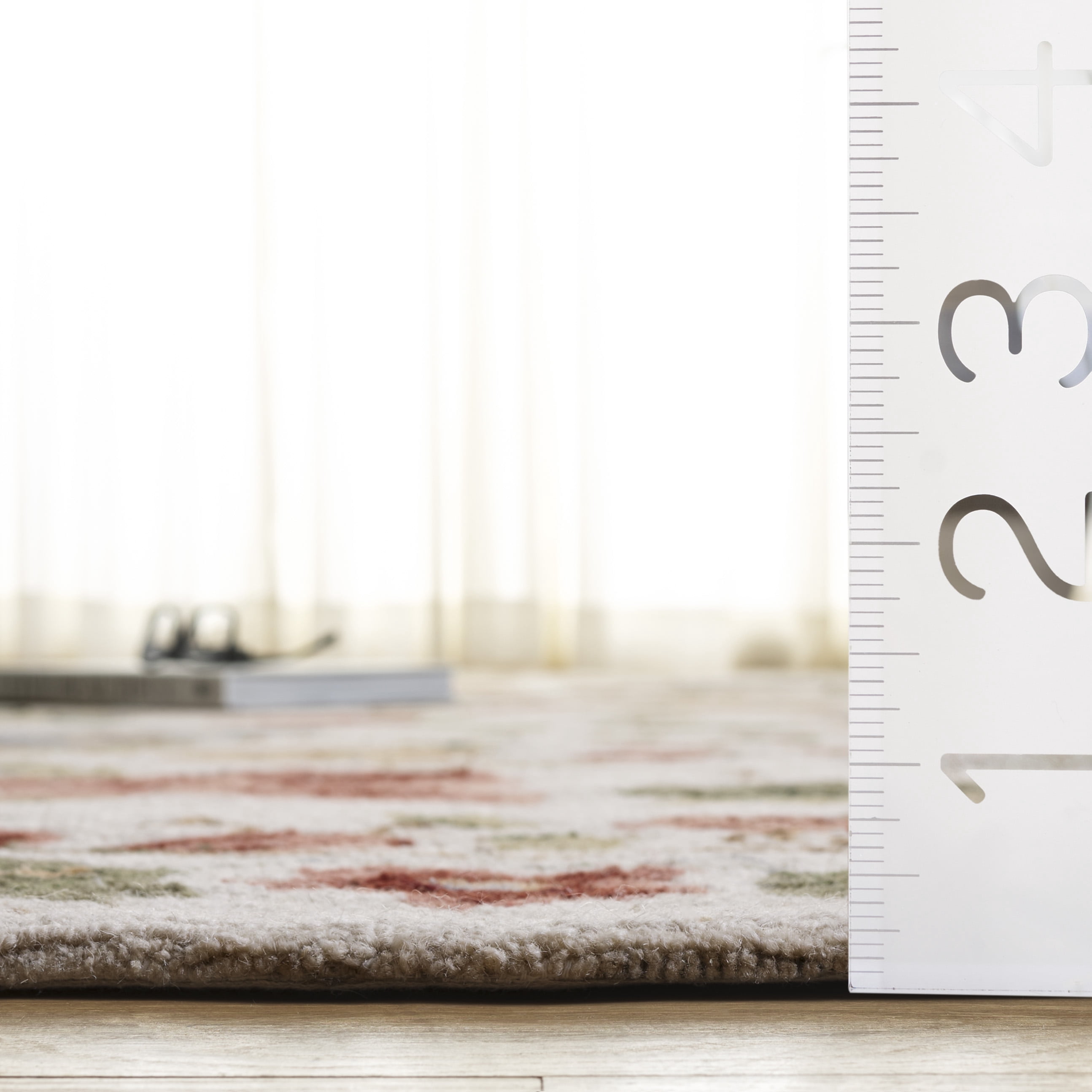 Safavieh Chelsea Gisselle Bordered Wool Runner Rug, Ivory, 2'6" x 20'