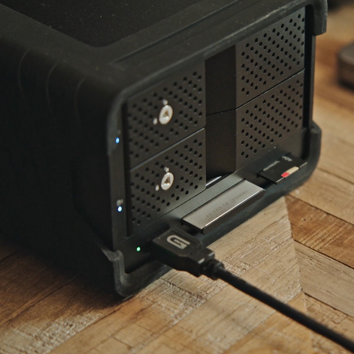 Glyph Technologies Blackbox PRO RAID 16TB (2x8TB) 2-Bay USB-C 3.2 Gen 2 RAID Array, Black