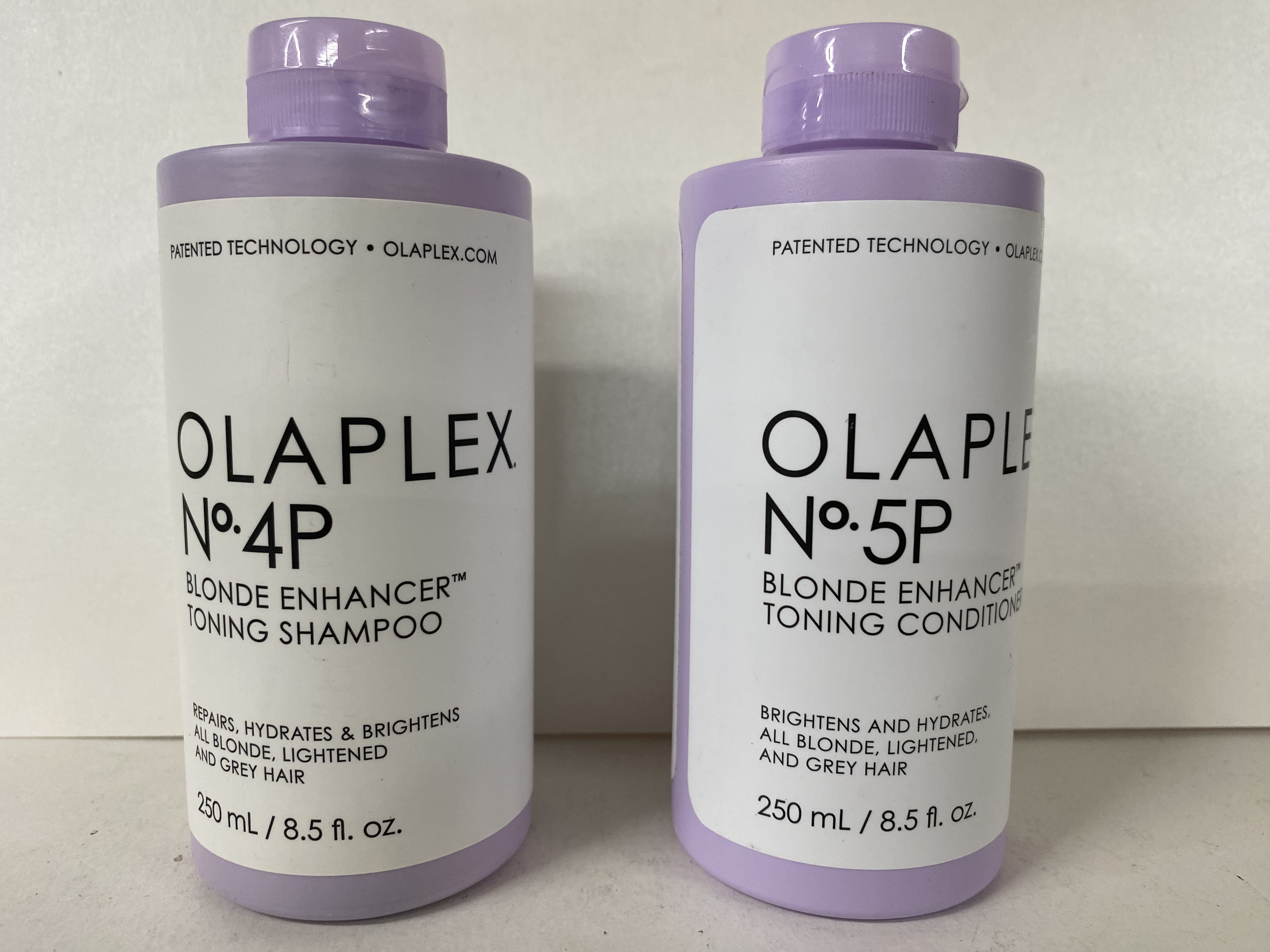 Free Shipping! Olaplex No. 4P Blonde Enhancer Toning Shampoo Free Shipping! Olaplex No. 4P Blonde Enhancer Toning Shampoo