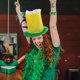 thumbnail image 4 of Sombrero de fiesta de Oktoberfest, divertido sombrero de jarra de cerveza, sombrero de cosplay, sombrero para beber, sombrero de jarra de cerveza decorativo, suministros para fiesta de carnaval, 4 of 4