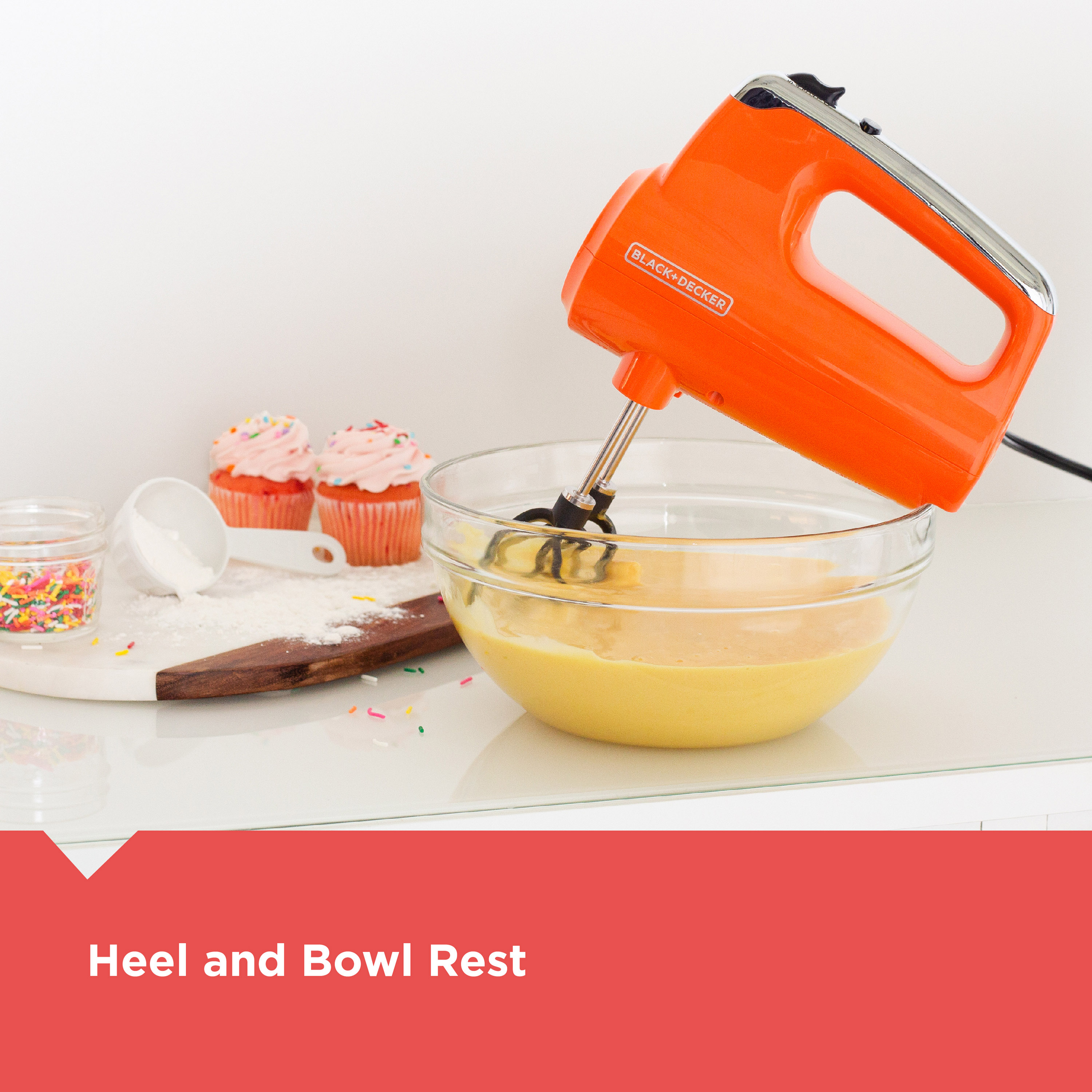 BLACK+DECKER Helix Performance Premium Hand Mixer, 5-Speed Mixer, Tangerine, MX600TR