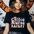 thumbnail image 3 of T-Shirt Graphique Infirmière Café, Design Pastel Mignon, Azalée, Taille P, 3 of 6