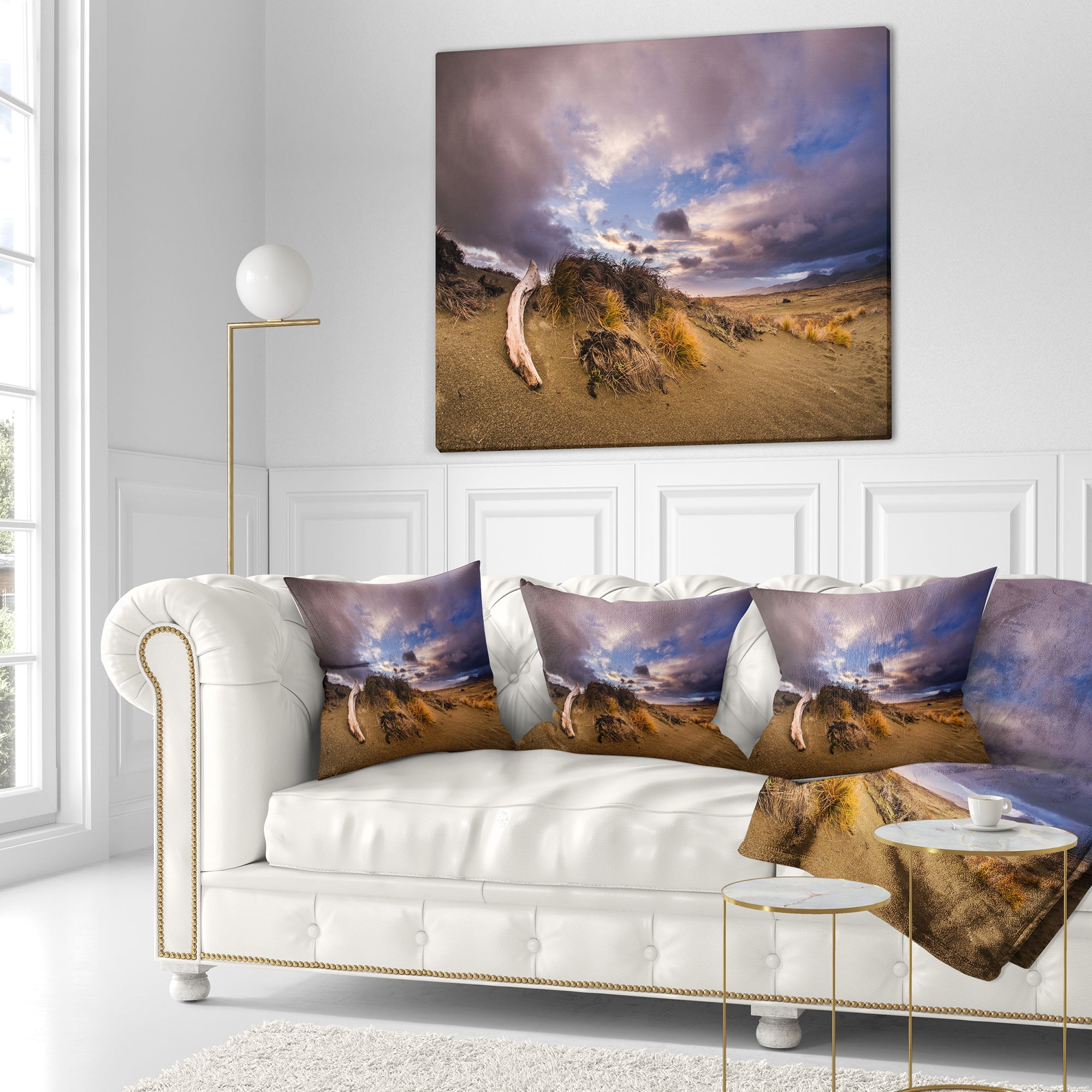 Designart Old Wooden Trunk in the Sunset - Modern Seascape Throw Pillow - 16x16