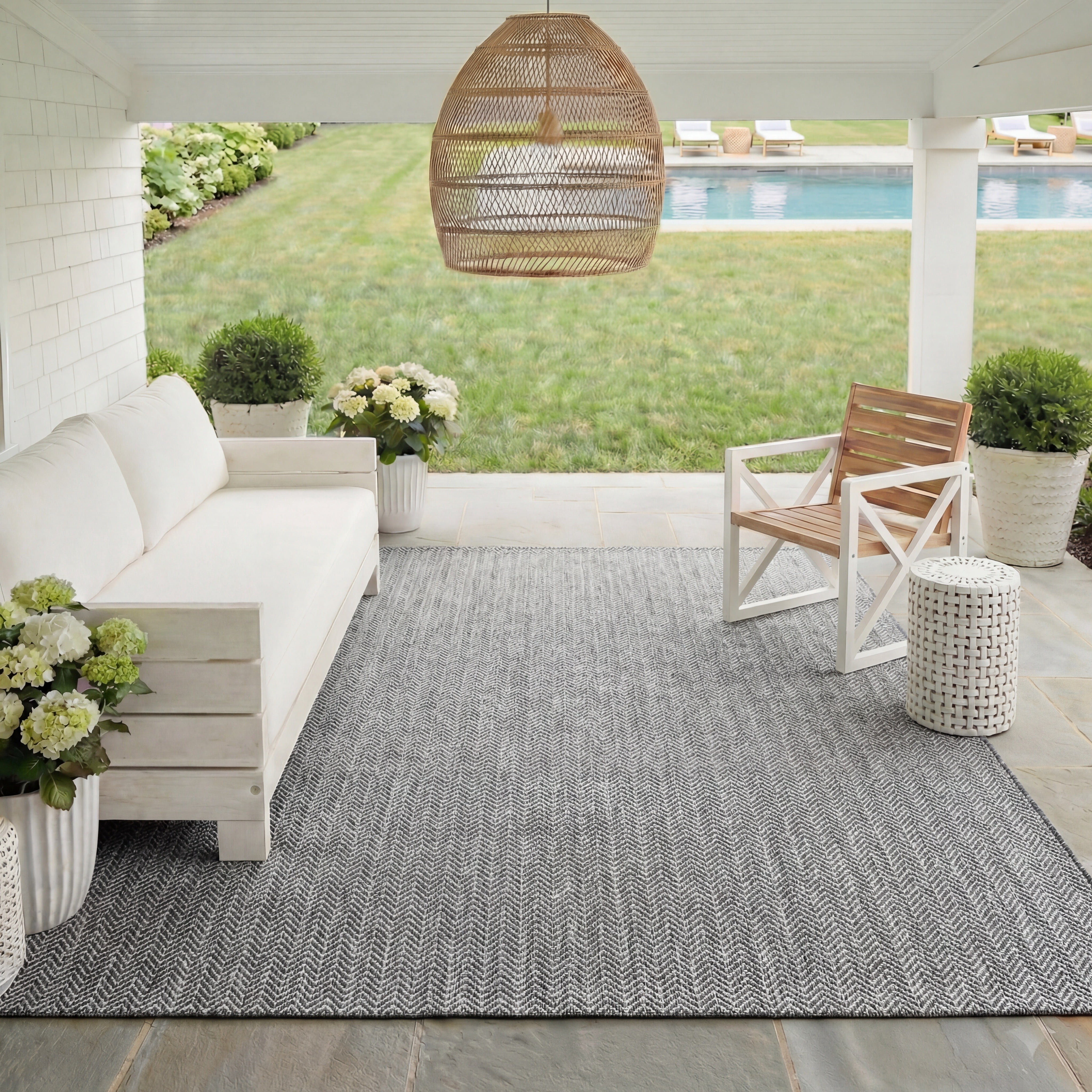 SAFAVIEH Courtyard Morven Chevron Stripes Indoor/Outdoor Area Rug, 6'7" x 9'6", Black/Beige