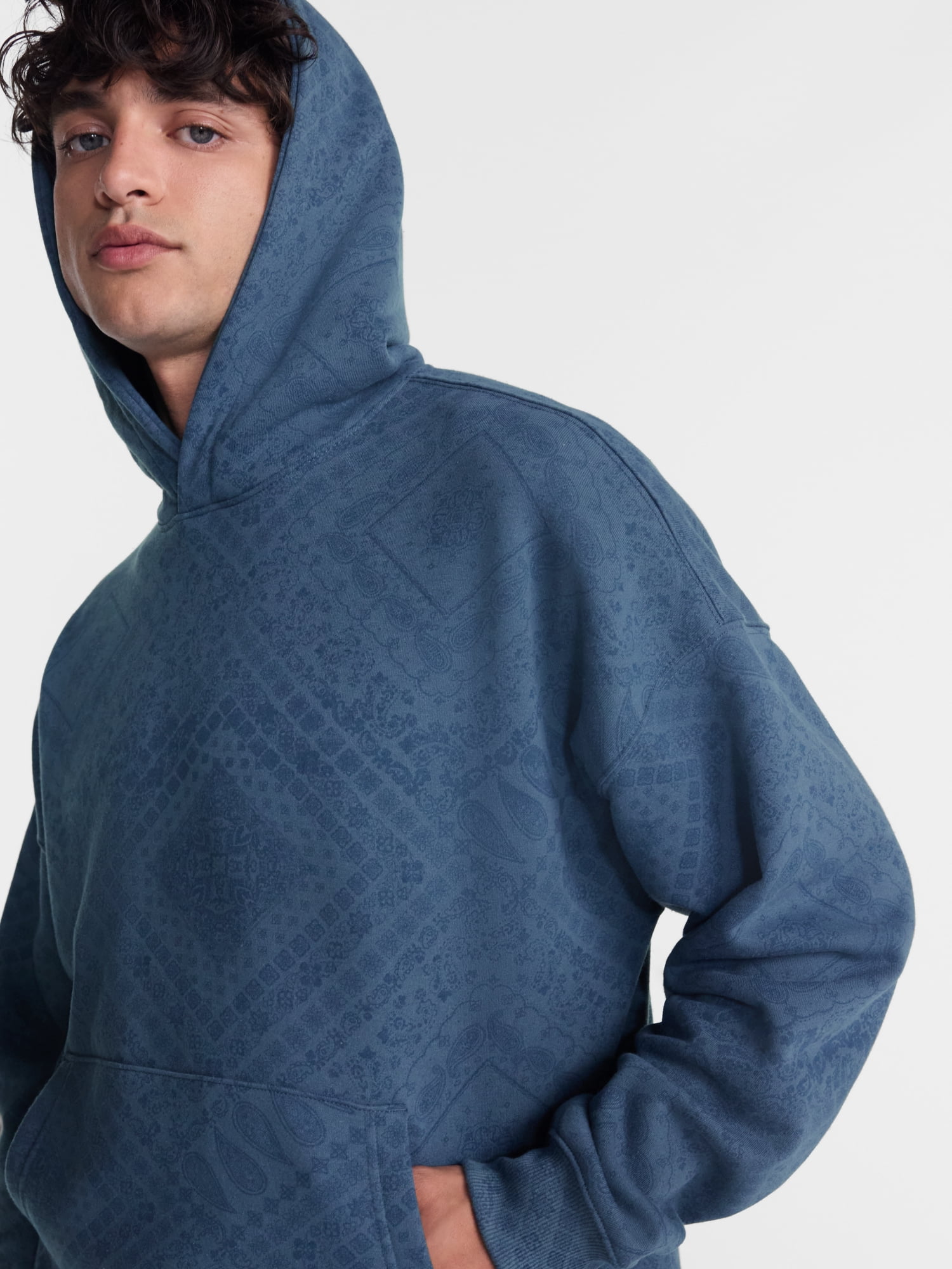 No Boundaries Boxy Fit Oversized Fleece Hoodie with Long Sleeves, Men's XS-4XLT