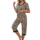 thumbnail image 4 of Qucoqpe - Conjuntos de pijama cómodos para mujer, con blusa de manga corta con cuello en V y pantalones anchos con estampado floral, estilo capri holgado, 4 of 5
