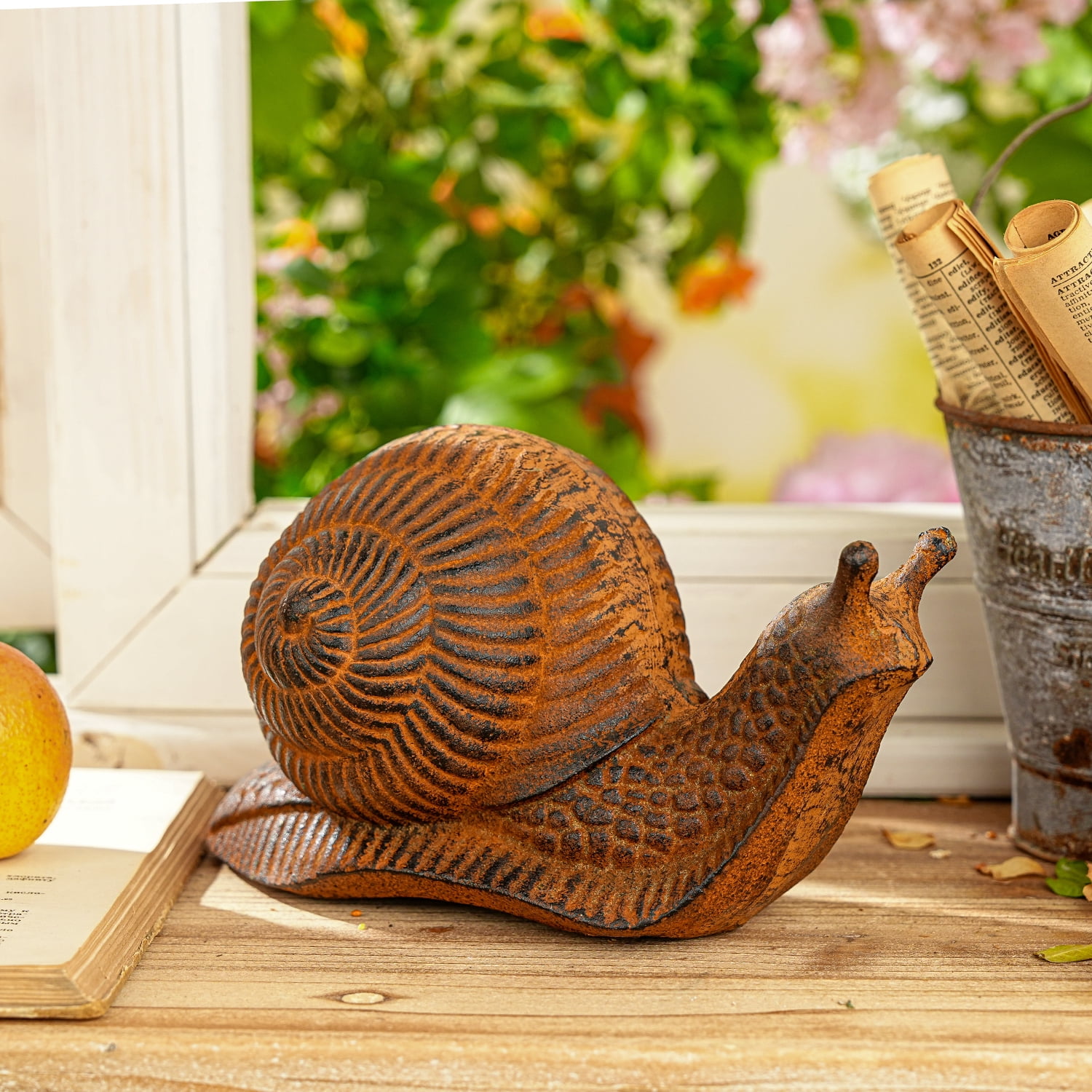 Sungmor Cast Iron Snail Statue, Vintage Animal Collection Figurines, Home Office Table Decor, Paperweight, Doorstop, Garden Lawn Cute Ornament, Rust Finish