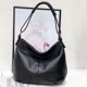 thumbnail image 1 of Bolso de mujer de piel de vaca auténtica de capa superior de moda, bolso cruzado de hombro plisado, bolso de madre, bolso de mano informal de moda, 1 of 6