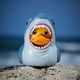 thumbnail image 4 of Figura de vinilo TUBBZ Jaws Bruce Collectable Duck de 9 cm con funda, 4 of 7