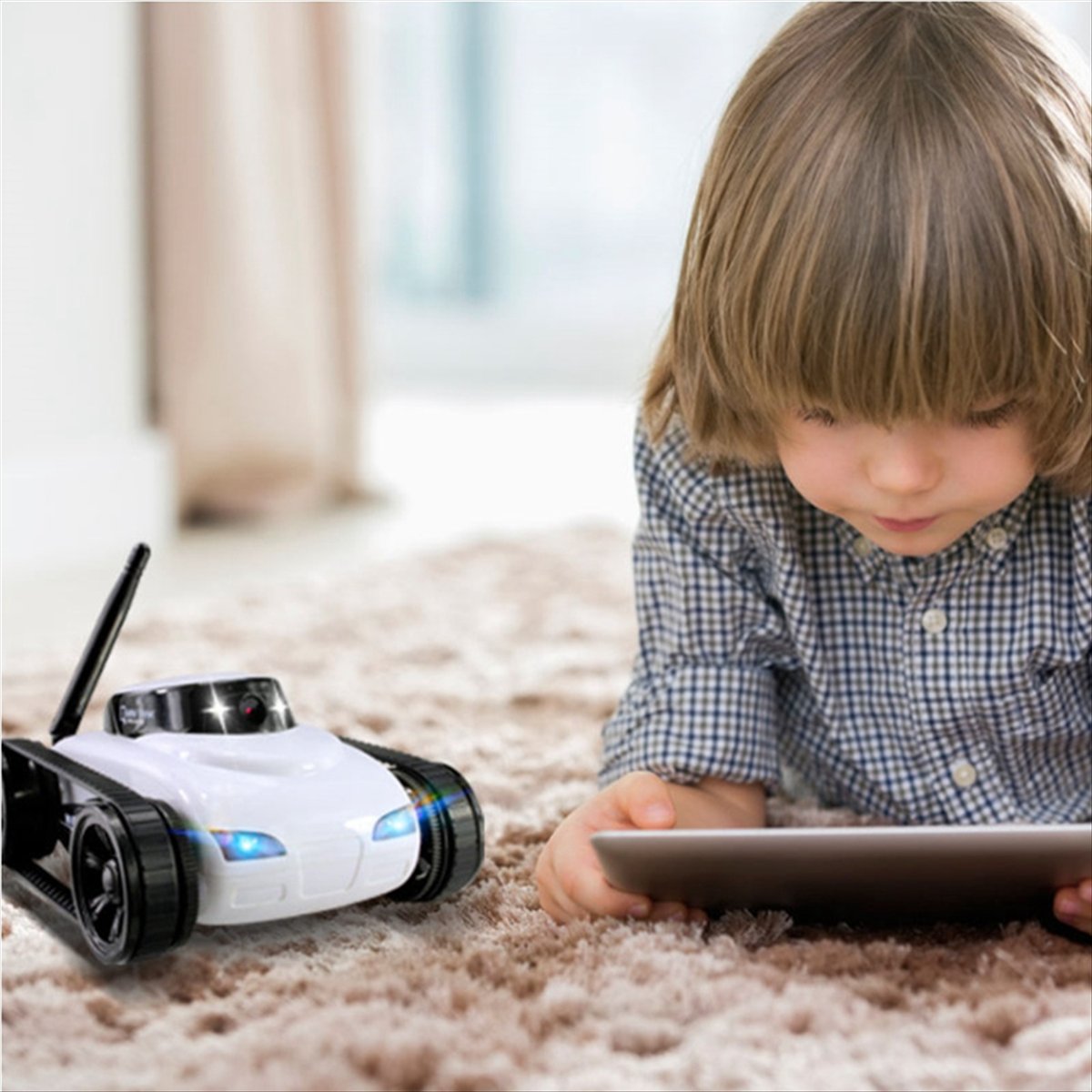 FPV WIFI RC Car Real Time Mini Camera Video Remote Control Robot