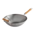 thumbnail image 1 of Wok JOYCE CHEN Classic Series de acero al carbono de 35 cm con asas de abedul, 1 of 7