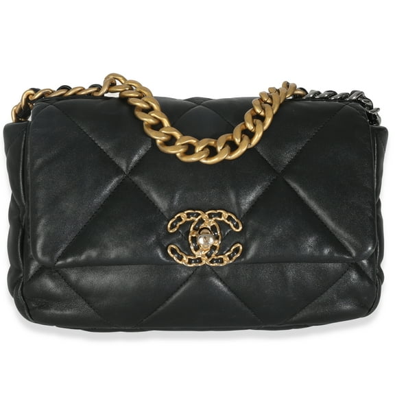 Pre-Owned Chanel Black Quilted Lambskin Small Chanel 19 Flap Bag