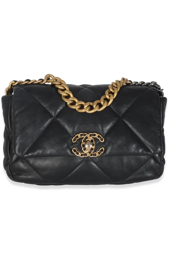 Pre-Owned ChanelBlack Quilted Lambskin Small Chanel 19 Flap Bag
