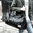thumbnail image 3 of Guardurnaity El bolso deportivo de los colores de moda de la PU con gran capacidad se mantiene elegante y organizado en el gimnasio o en el bolso Bolsas de mensajero y de hombro, 3 of 6