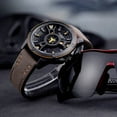 thumbnail image 4 of Reloj de pulsera de cuarzo estilo retro para hombre EYKI E3070L, 4 of 8