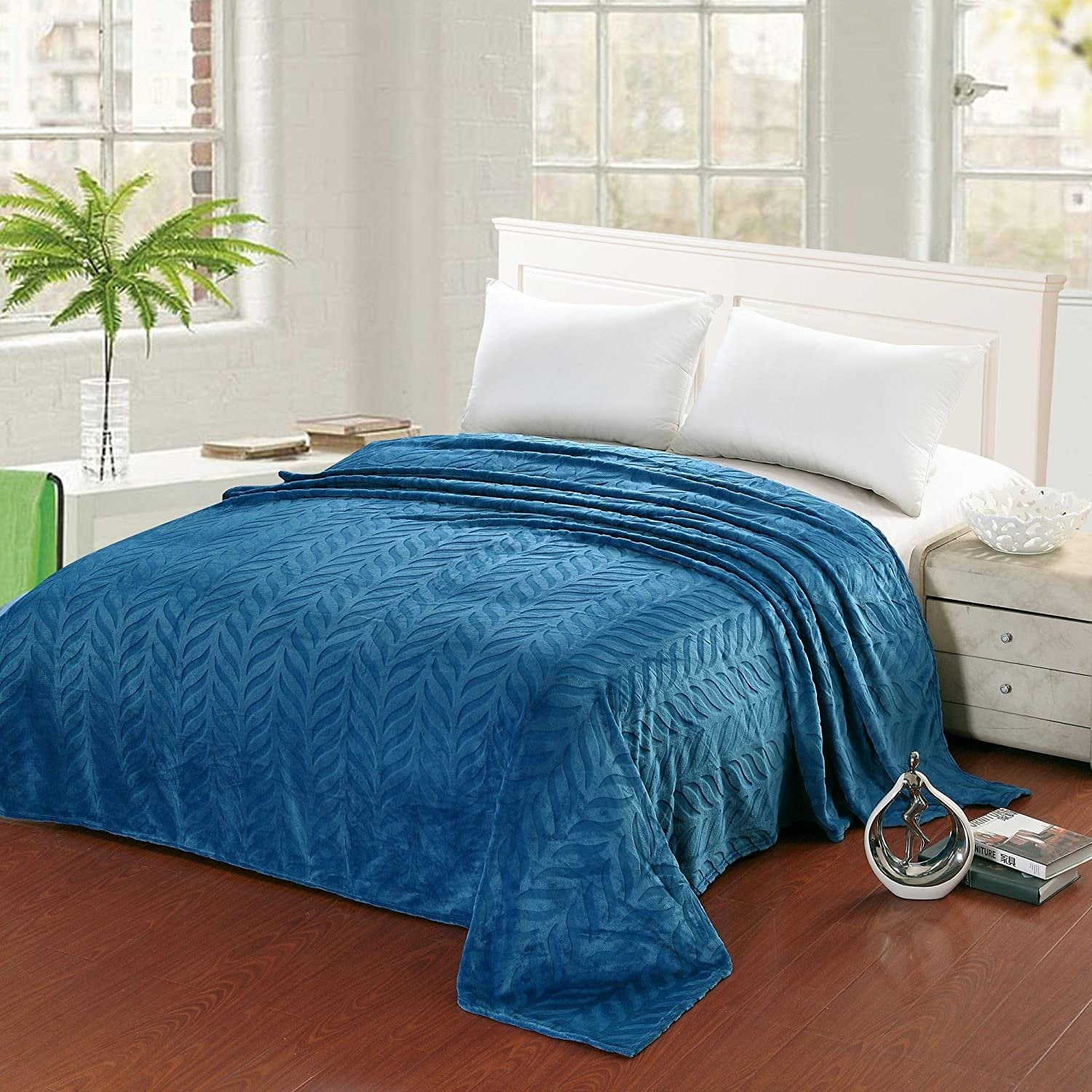 Leaf Etched Jacquard Micro Plush Bed Throw Blanket Blue Queen