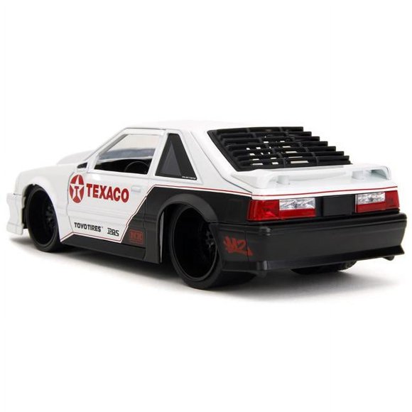 Jada 35032 1989 Ford Mustang GT Texaco with Graphics Bigtime Muscle Series 1-24 Scale Diecast Model Car, White & Matt Black