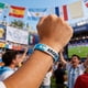 thumbnail image 1 of Silicona de la Copa Mundial de Fútbol con Argentina, Francia, Brasil, Países Bajos, EE. UU., Portugal, Italia, Banderas, pulsera suave y ajustable para aficionados y ropa para el día del partido, 1 of 6
