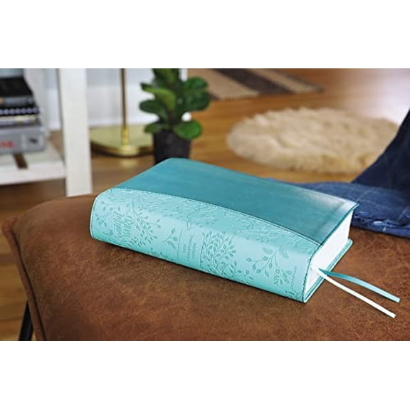 Pre-Owned Niv, Beautiful Word Bible, Updated Edition, Peel/Stick Bible Tabs, Leathersoft, Teal, Red Letter, Comfort Print: 600+ Full-Color Illustrated Verses Paperback