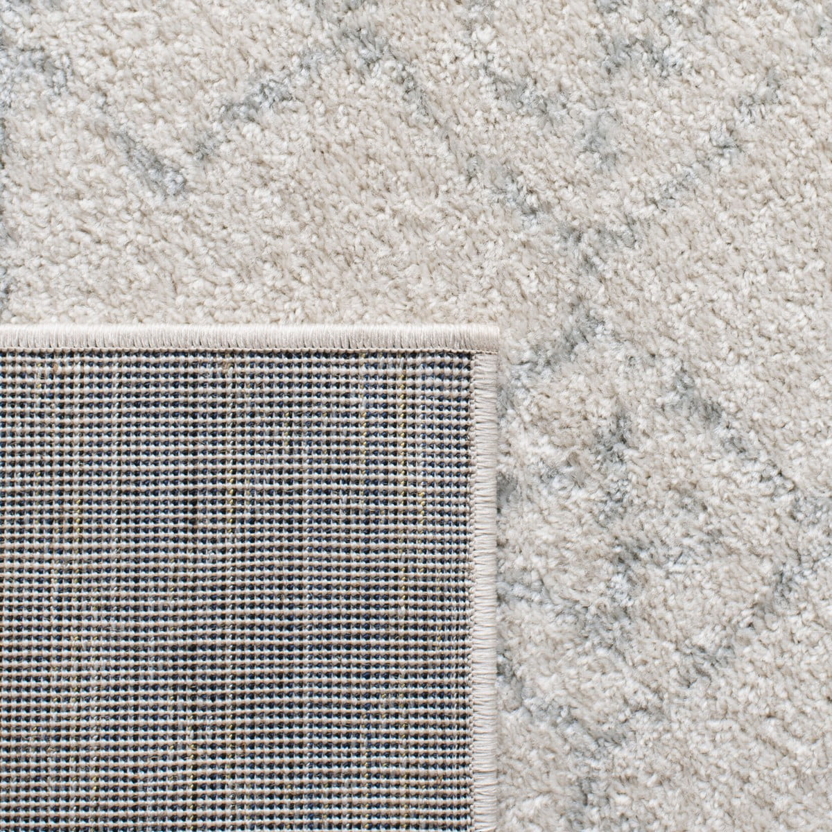 SAFAVIEH Tulum Coriander Moroccan Geometric Area Rug, 4' x 6', Ivory/Light Grey