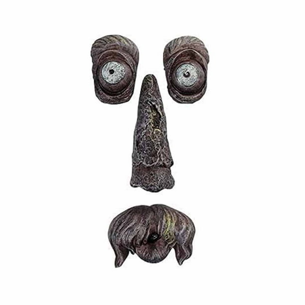 Cara de árbol estatua al aire libre anciano árbol abrazando corteza mueca decoración de rasgos faciales