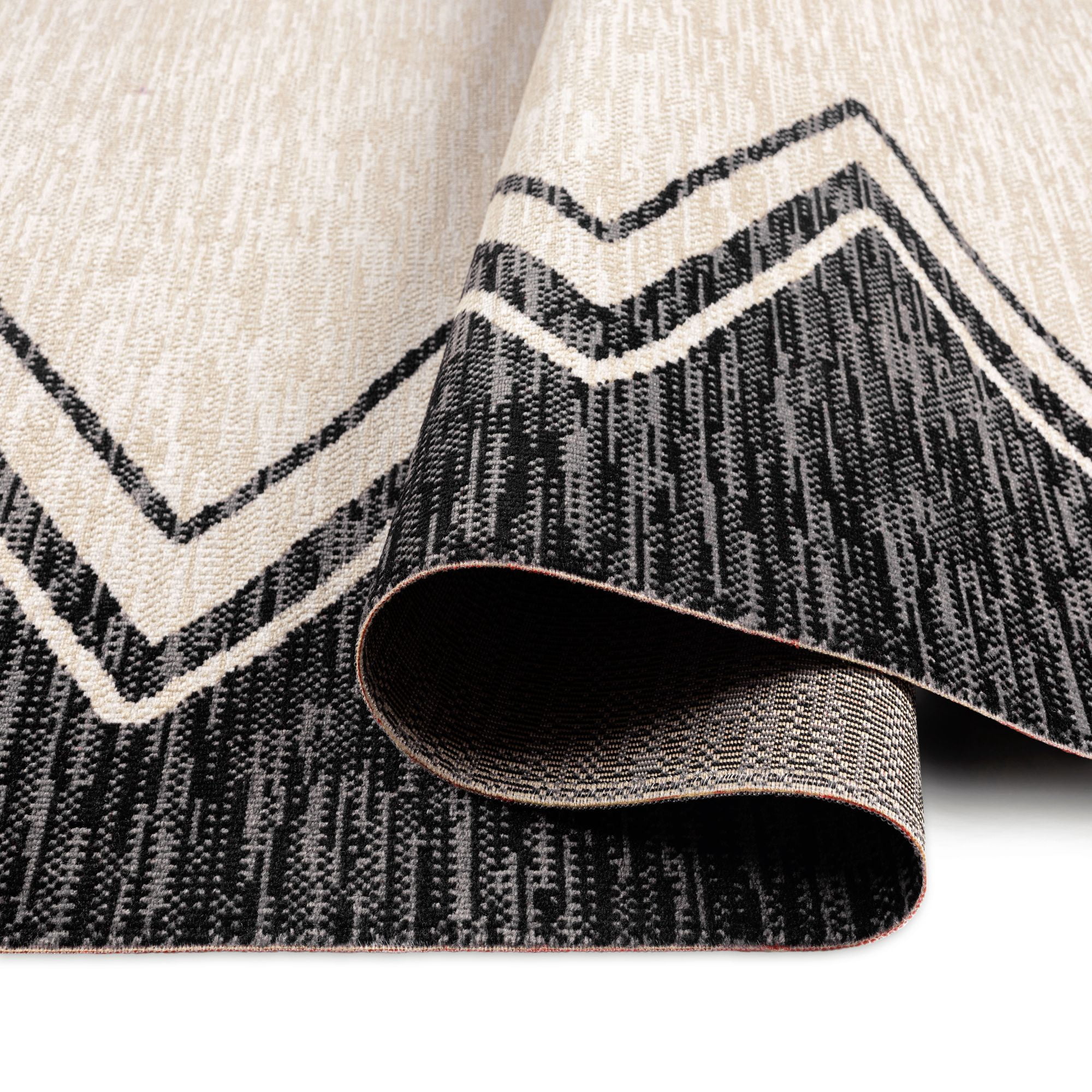 Nicole Miller New York Patio Sofia Leon Southwest Tribal Indoor/Outdoor Area Rug , Black/Ivory, 5'2"x7'2"