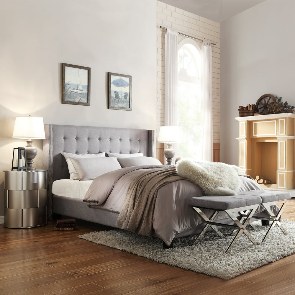 Weston Home Curtis I Upholstered Queen Bed with Wingback Nailhead