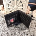 thumbnail image 2 of Devil Eye Wallet ojos Cartera cuero con cara contrabando - Necronomicon () Púrpura Rojo, 2 of 9