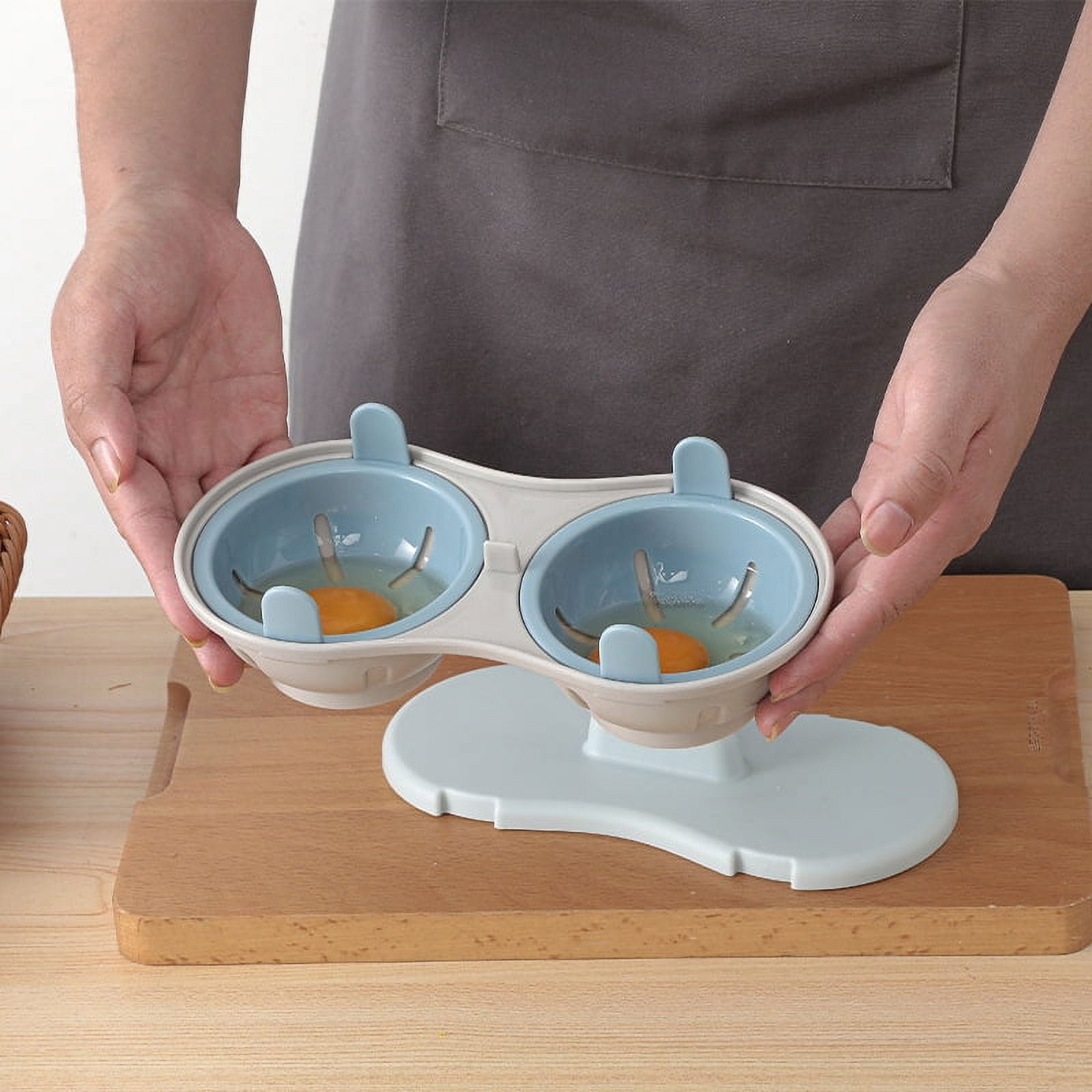 Microwave Egg Poacher and Steamer, Penguin-Shaped Multi-Functional Egg Cooker for Poached and Boiled Eggs, Heat-Resistant BPA-Free Steaming Tool for Quick Breakfast & Meal Prep, Arctic White