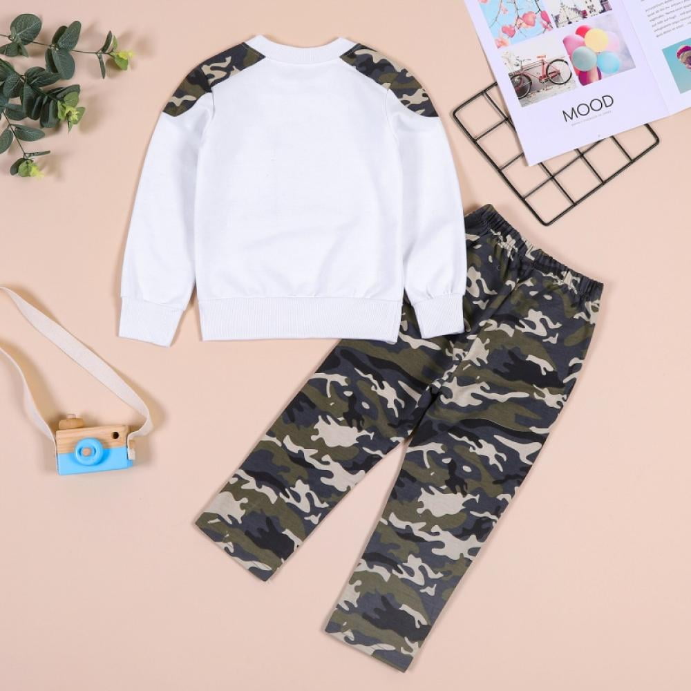 2-piece Kid Boy Letter Print Raglan Sleeve Sweatshirt and Camouflage Print Pants Set