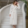 thumbnail image 1 of Bata de baño de otoño e invierno, camisón alargado y grueso para mujer, pijama de franela para hombre, bata de baño de terciopelo cálido para el hogar, 1 of 6