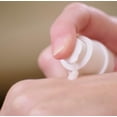 thumbnail image 3 of Sérum Aclarador Topicrem MELA 40 ml Blanca, 3 of 4