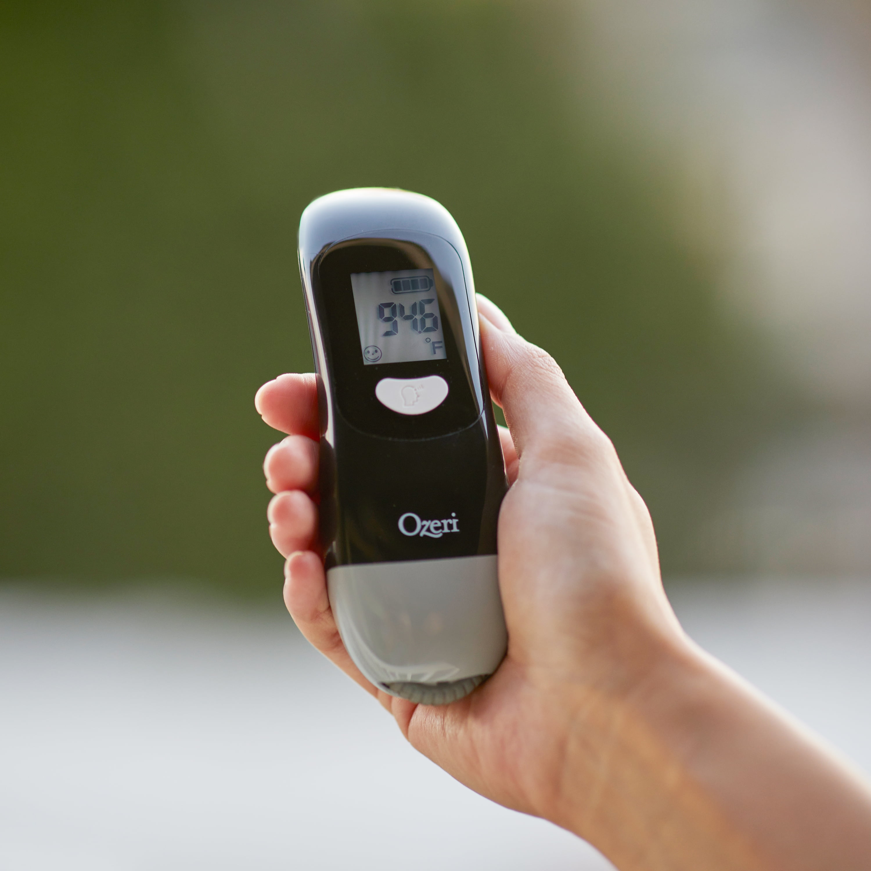 Ozeri Forehead Thermometer, ISO 80601-2-56 Medical-Grade with Silent Fever Alarm and Battery-Free Kinetic Activation