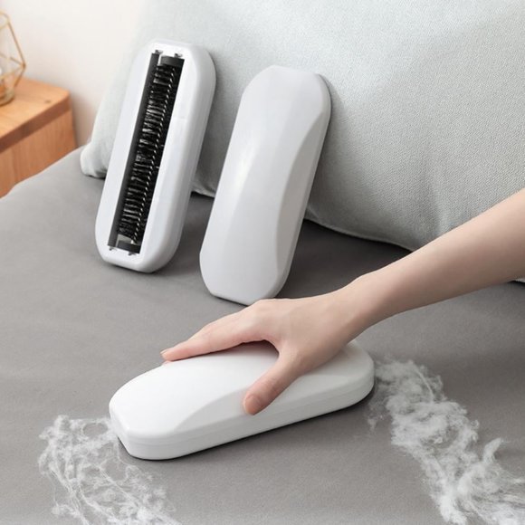 YOPTOP Multifunctional Table Crumb Sweeper Handheld Crumb Remover Carpet Dust Brush Plastic Bedside Table Crumb Sweeper Pet Hair Fluff Cleaner