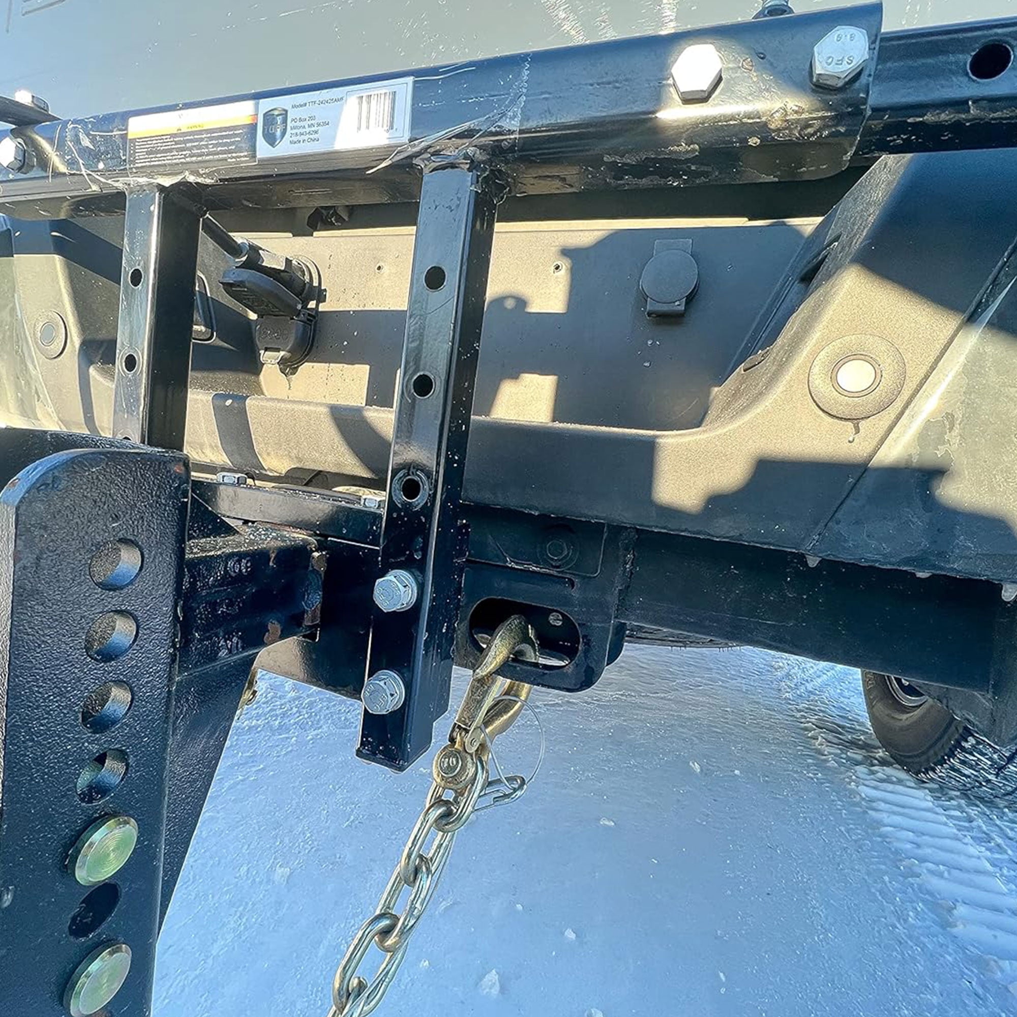Tow Tuff Universal Mounts Mud Flaps, Works with 2.5 Inch Receiver Hitches