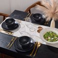 thumbnail image 2 of Assiette à salade Merrick Thyme & Table, noire, 2 of 3
