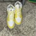 thumbnail image 4 of Size 6.5 - A i r-Jor-dan 1 Mid White, 4 of 5