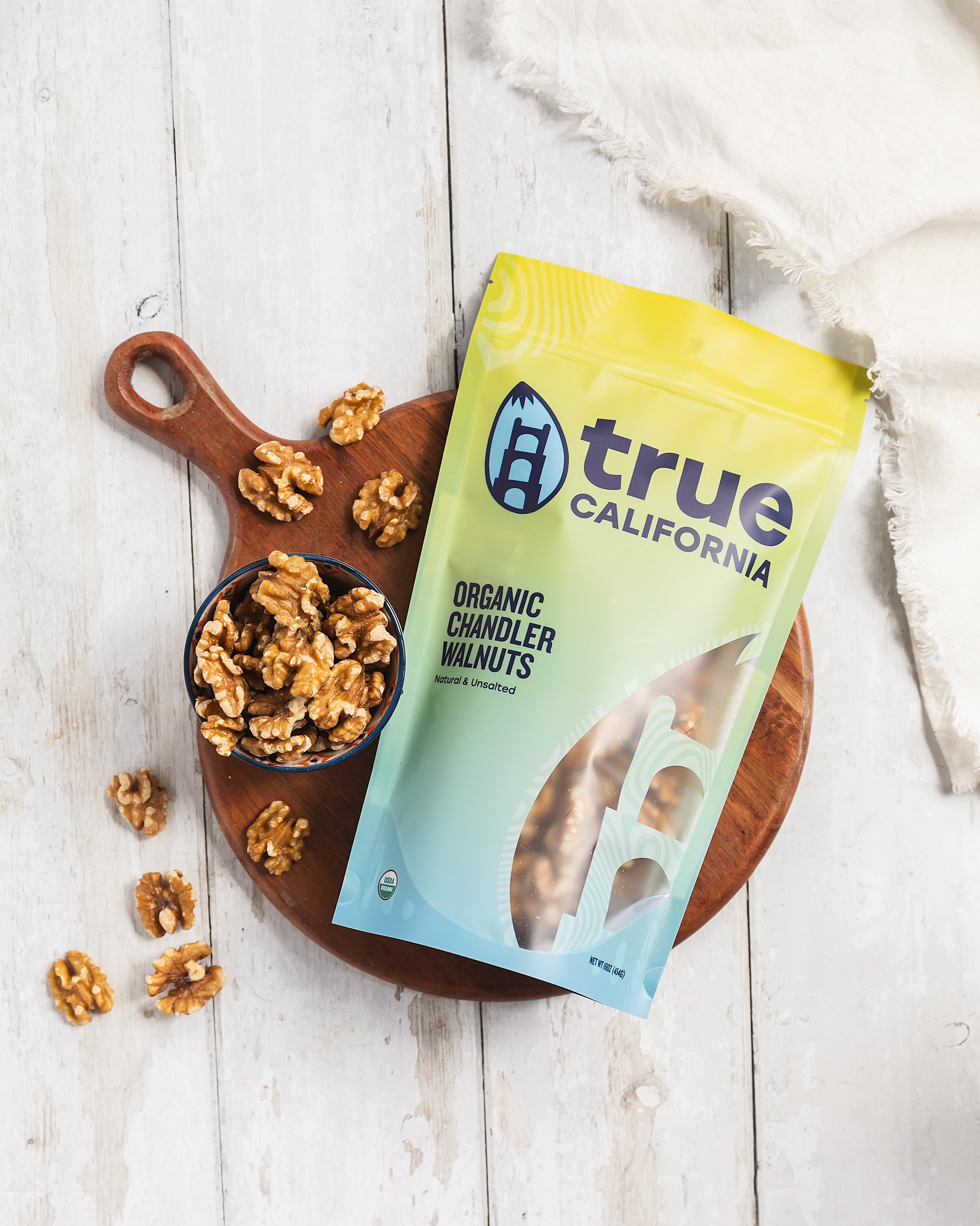 True California Organic Chandler Walnuts, Natural & Unsalted, Shelled Halves & Pieces (1 lb x 2 Packs)