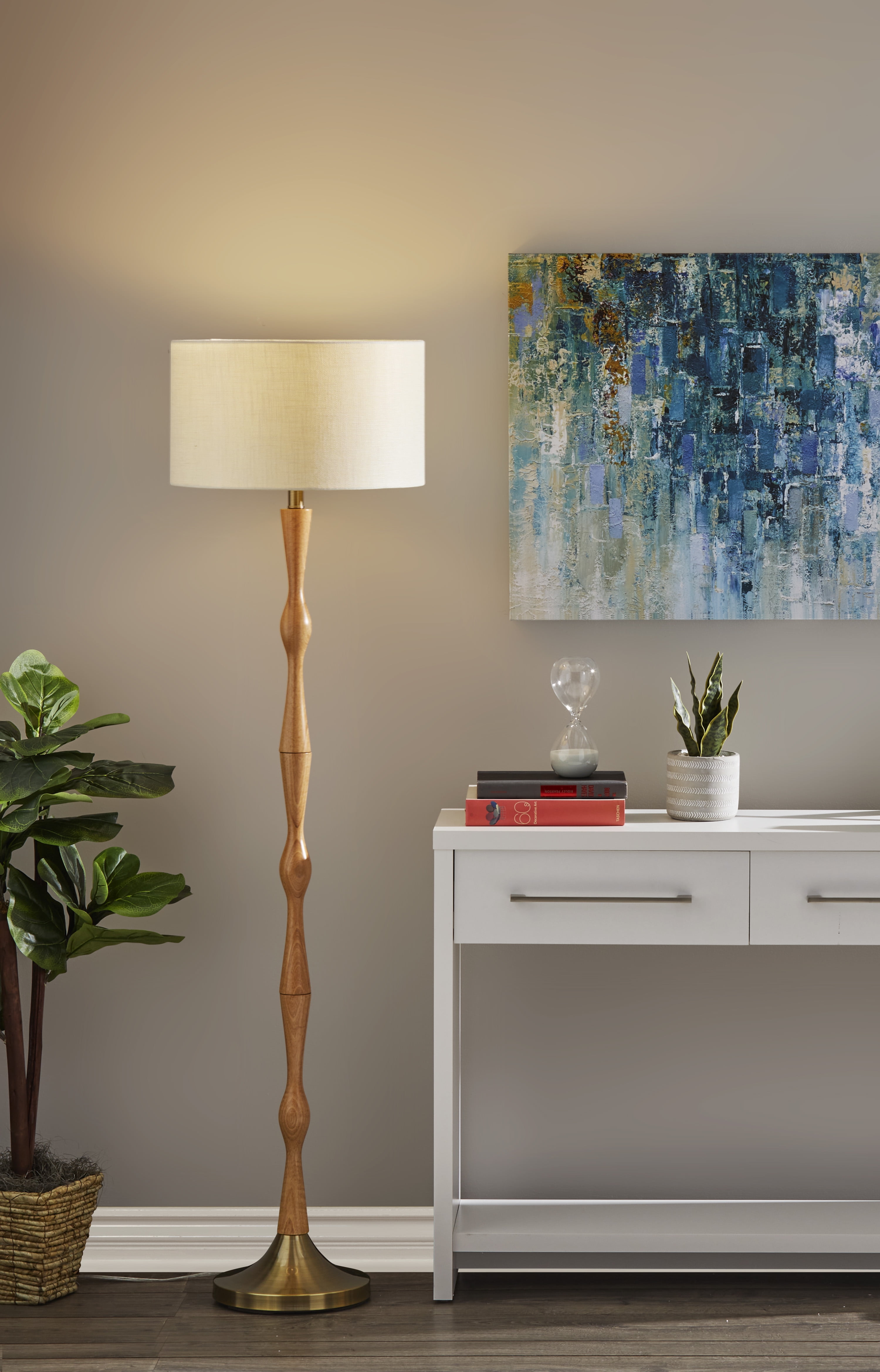 Eve Floor Lamp with Natural Oak Wood and Antique Brass Base