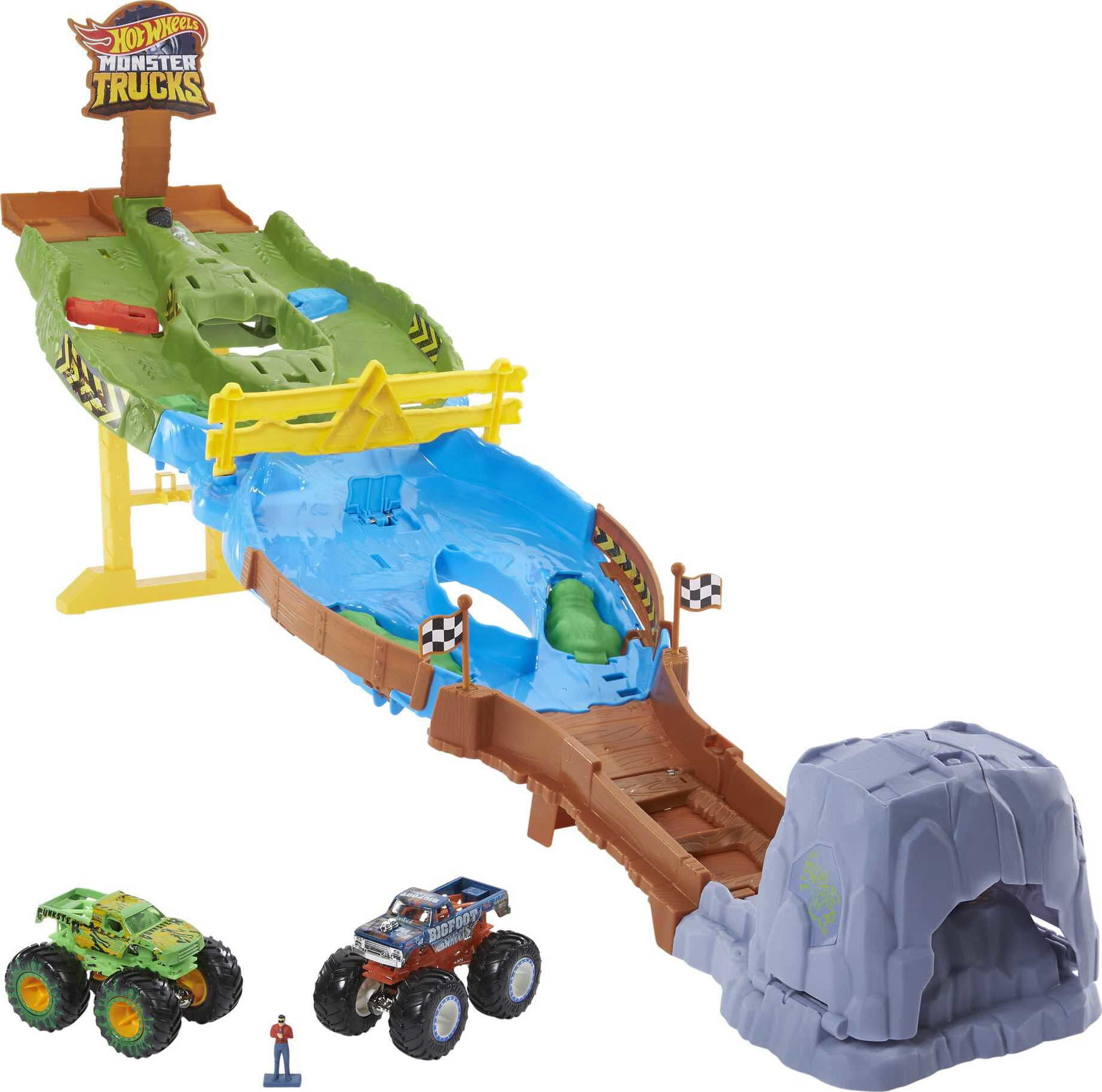 Hot Wheels Monster Trucks Wreckin' Raceway Playset with 2 Toy Trucks Bigfoot & Gunkster
