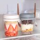 thumbnail image 1 of Taza de avena durante la noche, taza de desayuno de 350 ml con cuchara, frasco de vidrio portátil para ensalada, taza de yogur con compartimento sellado, 1 of 4