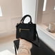 thumbnail image 5 of Bolsos de cuero con relieve de cocodrilo para mujer Bolso de hombro con asa superior (negro), 5 of 7