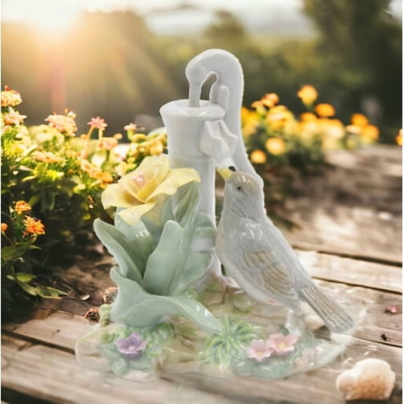 Ceramic Robin Bird Figurine with Narcissus Flower 4.75 Inch Vintage Home Decor