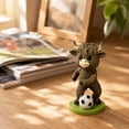 thumbnail image 4 of Adorable Figura de Vaca de Resina: Divertida Escultura con Temática Deportiva para La Decoración Del Escritorio de La Oficina En Casa. Regalos Graciosos de Vacas de Las Tierras Altas para Amantes de, 4 of 7